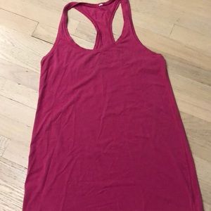 Lululemon workout top